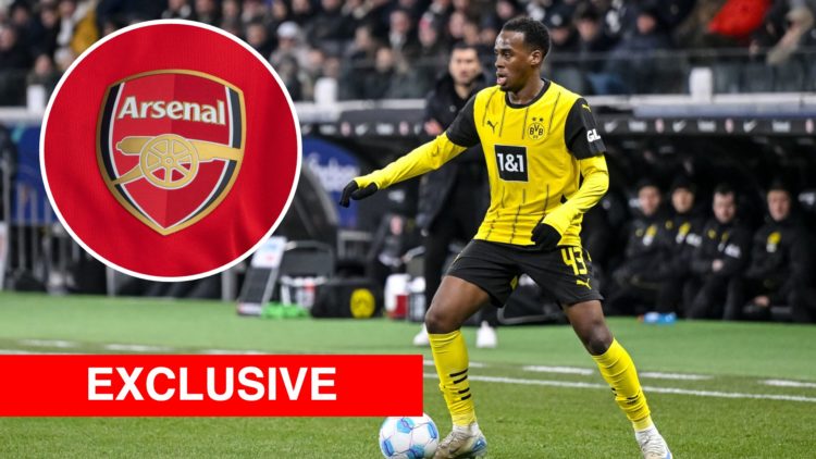 Jamie Gittens of Borussia Dortmund controls the Ball during the Bundesliga match between Eintracht Frankfurt and Borussia Dortmund, with inset of A...