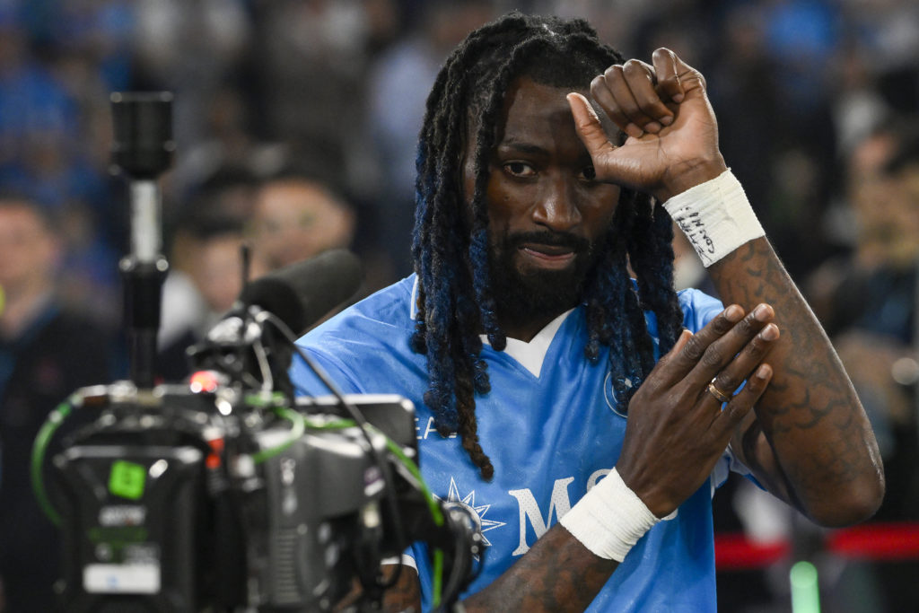Andre-Frank Anguissa of SSC Napoli celebrates remembering a