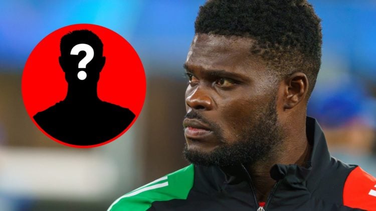 Thomas Partey during the match between Atalanta BC and Arsenal FC in the UEFA Champions League, inset, mystery icon.