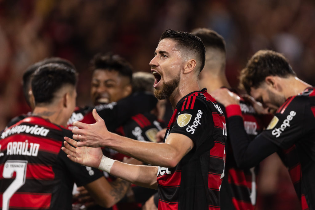 Flamengo v Internacional - Copa CONMEBOL Libertadores 2025