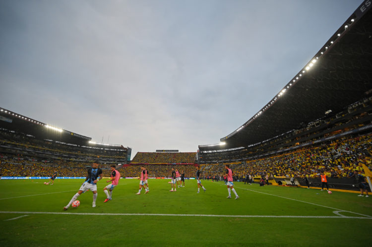 Photo by RODRIGO BUENDIA/AFP via Getty Images