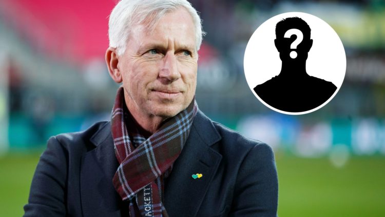 Alan Pardew during the Dutch Eredivisie match between AZ Alkmaar and ADO Den Haag at AFAS stadium, with mystery player inset.