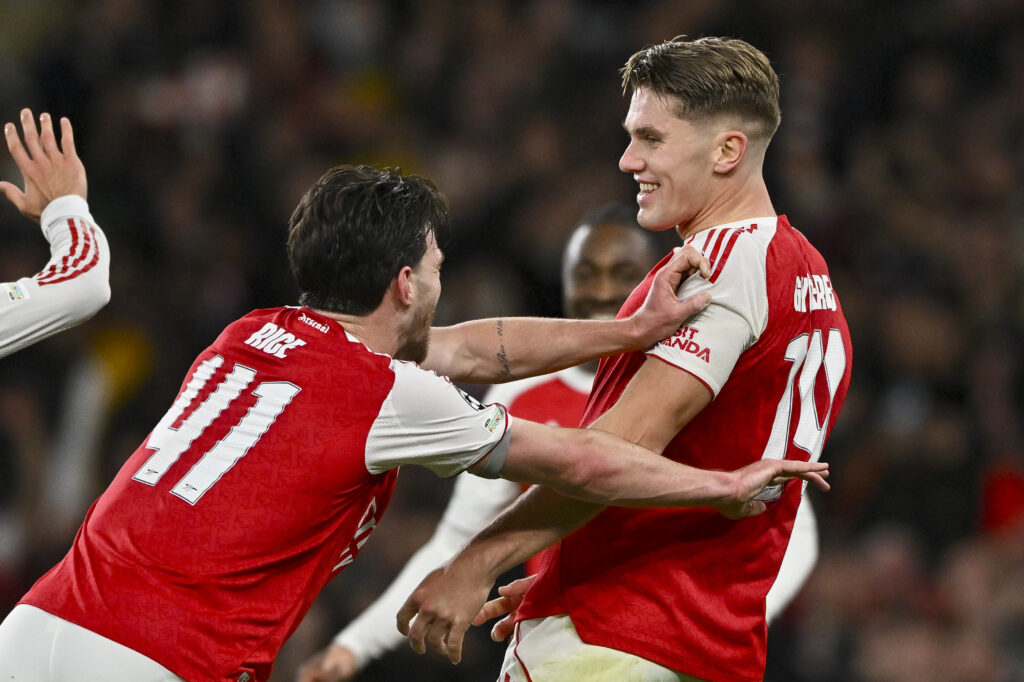 Viktor Gyokeres celebrates with his Arsenal teammates after scoring against Atletico Madrid in the Champions League