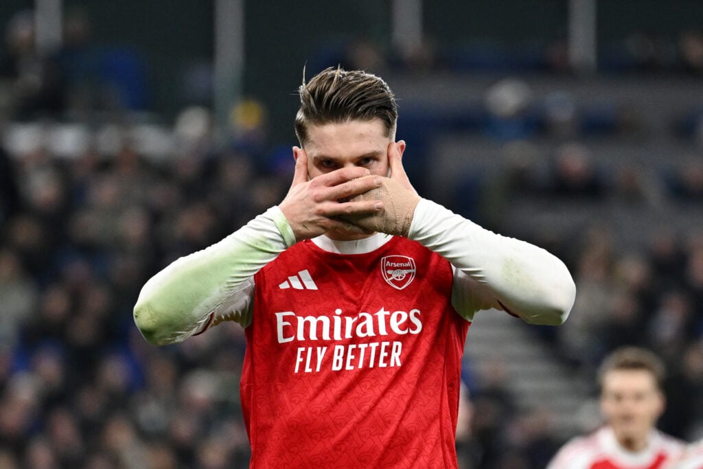 Viktor Gyokeres celebrates after his goal for Arsenal vs Everton