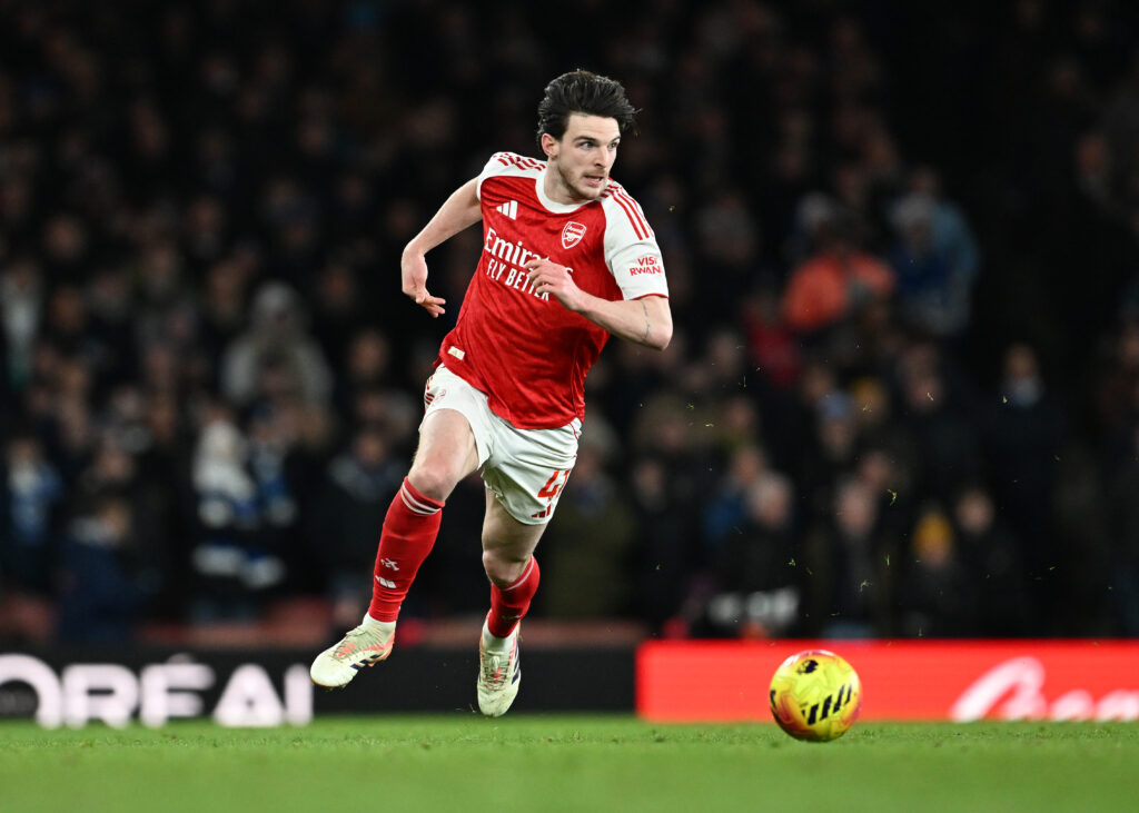 Declan Rice runs with the ball while playing as a right-back during Arsenal vs Brighton